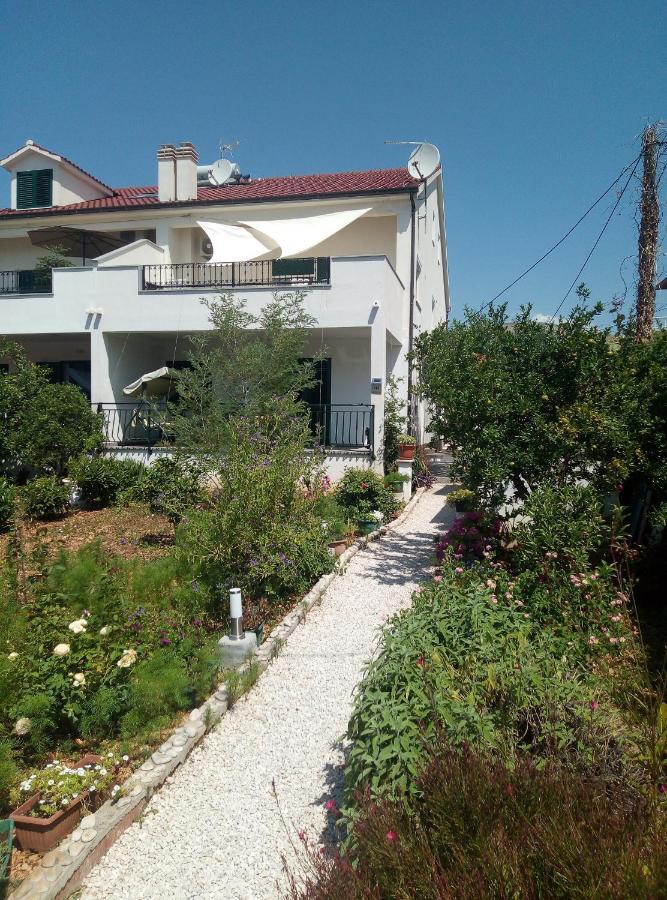 Lux Trogir Apartment Ngoại thất bức ảnh